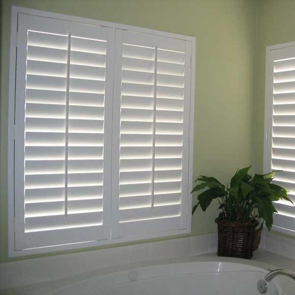 Chinese Supplier Faux wood cafe style shutters